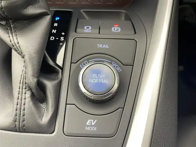 トヨタ ＲＡＶ４ ハイブリッドG 福井県 2020(令2)年 3.2万km ホワイトパールクリスタルシャイン 純正ディスプレイオーディオ　/バックカメラ　/ビルトインETC2.0 /アダプティブクルーズコントロール　/トヨタセーフティーセンス　/前席シートヒーター　/パワーバックドア　/MTモード付きAT/前後コーナーセンサー　/サンルーフ　/スペアキー　/前後ドライブレコーダー　/運転席パワーシート/ステアリングヒーター