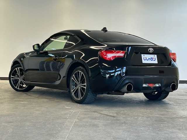 トヨタ ８６ GT 静岡県 2012(平24)年 9.8万km クリスタルブラックシリカ (株)IDOMが運営する【じしゃロン浜松店】の自社ローン専用車両になりますこちらは現金またはオートローンご利用時の価格です。自社ローンご希望の方は別途その旨お申付け下さい/社外ナビ（AVIC-ZH99）/CD/DVD/AM/FM/Bluetooth/フルセグテレビ/スマートキー/パドルシフト/社外スロットルコントローラー/バックカメラ/社外マフラー/ドアバイザー/フォグランプ