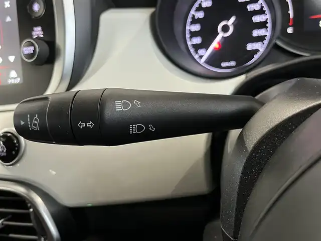 フィアット ５００Ｘ クロス 山形県 2019(令1)年 3.9万km BIANCO GHIACCIO 純正ディスプレイオーディオ/バックカメラ/AppleCarplay/アダプティブクルーズコントロール/レーンキープアシスト/ブラインドスポットモニター/ブラウンレザーシート/シートヒーター/フォグランプ/LEDヘッドライト/パドルシフト/コーナーセンサー