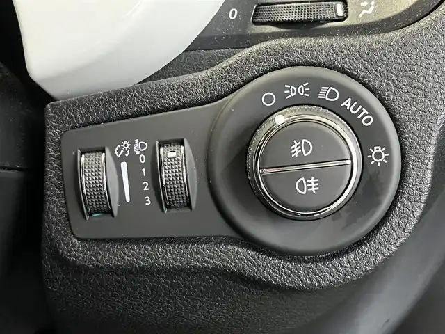 フィアット ５００Ｘ クロス 山形県 2019(令1)年 3.9万km BIANCO GHIACCIO 純正ディスプレイオーディオ/バックカメラ/AppleCarplay/アダプティブクルーズコントロール/レーンキープアシスト/ブラインドスポットモニター/ブラウンレザーシート/シートヒーター/フォグランプ/LEDヘッドライト/パドルシフト/コーナーセンサー