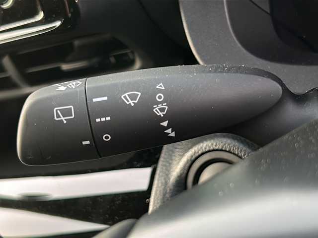 トヨタ ヤリスクロス G 茨城県 2024(令6)年 0.6万km ベージュ ワンオーナー/純正ディスプレイオーディオ＆ナビ機能付き/(地デジTV・BT・USB・ラジオ再生)/レーダークルーズコントロール/レーンアシスト/プリクラッシュセーフティ/コーナーセンサー/バックカメラ/ドライブレコーダー/ETC/オートライト/LEDヘッドライト/純正16inアルミホイール/スマートキー/スペアキー/取扱説明書/保証書