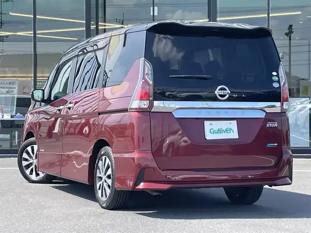 日産 セレナ ハイウェイスター 茨城県 2017(平29)年 5.6万km マルーンレッド 2トーン 純正ナビ/【ウォークマン・USB・SD・ラジオ・TV・BT・CD・iPod・VTR・AUX】/クルコン/ETC/Bカメラ/片側パワスラ/アイドリングストップ/ステリモ/オートライト/ヘッドライトレベライザー/Fフォグ/後席AAC/純正フロアマット/純正アルミホイール/電格ミラー/ウインカーミラー/ドアバイザー
