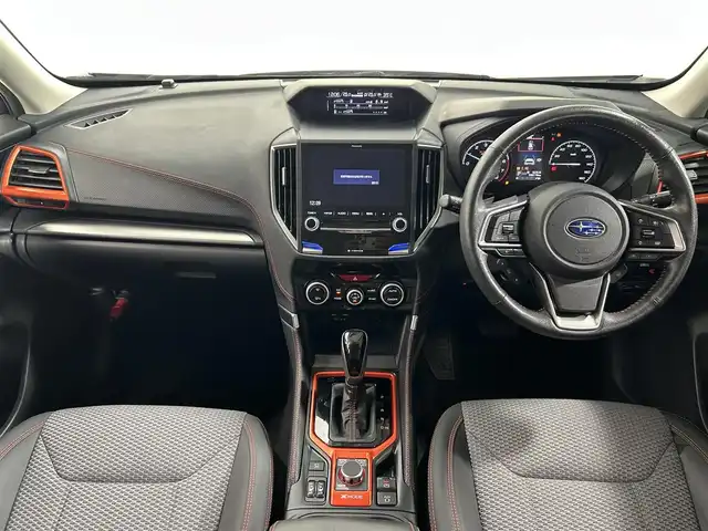 スバル フォレスター X－ブレイク 大阪府 2019(平31)年 4万km クリスタルホワイトP 純正ナビＴＶ　４ＷＤ　ルーフレール　バックカメラ　ＥＴＣ　シートヒーター　クルーズコントロール　パワーシート　レーンアシスト　デジタルインナーミラー　オートライト　ＬＥＤヘッドライト　フォグランプ