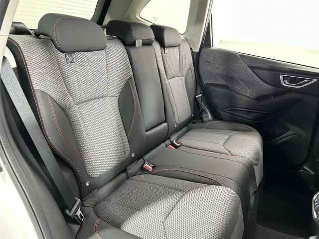 スバル フォレスター X－ブレイク 大阪府 2019(平31)年 4万km クリスタルホワイトP 純正ナビＴＶ　４ＷＤ　ルーフレール　バックカメラ　ＥＴＣ　シートヒーター　クルーズコントロール　パワーシート　レーンアシスト　デジタルインナーミラー　オートライト　ＬＥＤヘッドライト　フォグランプ