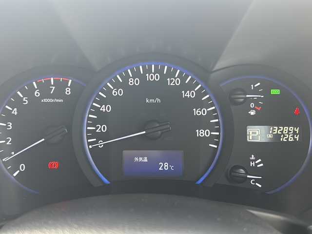 日産 エルグランド 250ハイウェイスター ブラックレザー 埼玉県 2013(平25)年 13.3万km ファントムブラック (株)IDOMが運営する【じしゃロン熊谷店】の自社ローン専用車両になりますこちらは現金またはオートローンご利用時の価格です。自社ローンご希望の方は別途その旨お申付け下さい/社外メモリーナビ　AVIC-RL712/ CD/DVD/DTV/Bluetooth/フリップダウンモニター　PCX-R3300/前席シートヒーター/前席パワーシート/両側パワースライドドア/バックカメラ/ビルトインETC/純正フロアマット/純正18インチAW/スマートキー