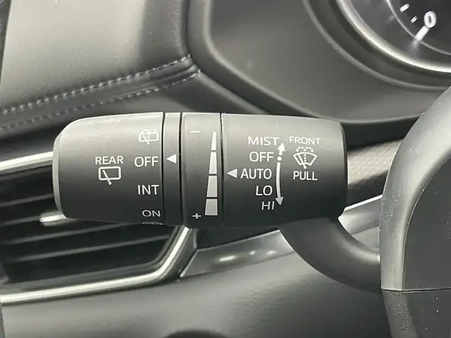 マツダ ＣＸ－８ XD ブラックトーンエディション 岡山県 2022(令4)年 3.3万km ジェットブラックマイカ BOSEスピーカー/純正10.25インチナビ/・フルセグTV/Bluetooth接続/360°ビューモニター/衝突被害軽減ブレーキ/レーンキープアシスト/レーダークルーズコントロール/ブラインドスポットモニター/ワイヤレス充電/ステアリングスイッチ/ステアリングヒーター/ハーフレザーシート/・パワーシート/・シートヒーター/スマートキー＆プッシュスタート/オートブレーキホールド/ヘッドアップディスプレイ/オートハイビーム/横滑り防止/カーテンエアバック/サイドエアバック/左右分離型フルオートエアコン/純正LEDヘッドライト