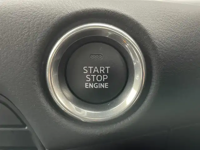 マツダ ＣＸ－８ XD ブラックトーンエディション 岡山県 2022(令4)年 3.3万km ジェットブラックマイカ BOSEスピーカー/純正10.25インチナビ/・フルセグTV/Bluetooth接続/360°ビューモニター/衝突被害軽減ブレーキ/レーンキープアシスト/レーダークルーズコントロール/ブラインドスポットモニター/ワイヤレス充電/ステアリングスイッチ/ステアリングヒーター/ハーフレザーシート/・パワーシート/・シートヒーター/スマートキー＆プッシュスタート/オートブレーキホールド/ヘッドアップディスプレイ/オートハイビーム/横滑り防止/カーテンエアバック/サイドエアバック/左右分離型フルオートエアコン/純正LEDヘッドライト