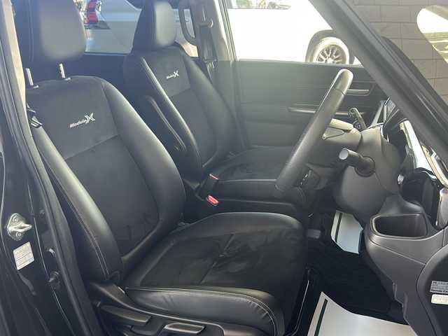 ホンダ フリード ハイブリット モデューロX 神奈川県 2023(令5)年 2.1万km クリスタルブラックパール 純正ナビ（CD/DVD/AM/FM/SD/BT/フルセグTV)/バックカメラ/前後ドライブレコーダー/レーダークルーズコントロール/ETC2.0/KYBサスペンション/両側パワースライドドア/レーンキープアシスト/横滑り防止装置/コーナーセンサー/プリクラッシュ/ハーフレザーシート/エンジンスタートボタン/オートライト/純正フロアマット/純正アルミホイール/スペアキー×１/保証書/取扱説明書