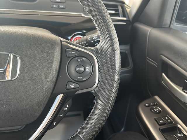 ホンダ フリード ハイブリット モデューロX 神奈川県 2023(令5)年 2.1万km クリスタルブラックパール 純正ナビ（CD/DVD/AM/FM/SD/BT/フルセグTV)/バックカメラ/前後ドライブレコーダー/レーダークルーズコントロール/ETC2.0/KYBサスペンション/両側パワースライドドア/レーンキープアシスト/横滑り防止装置/コーナーセンサー/プリクラッシュ/ハーフレザーシート/エンジンスタートボタン/オートライト/純正フロアマット/純正アルミホイール/スペアキー×１/保証書/取扱説明書