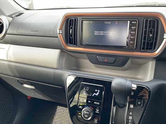トヨタ パッソ モーダ　Gパッケージ 千葉県 2022(令4)年 0.7万km パールホワイトⅢ ナビＮＳＣＮ－Ｗ６８　バックカメラ　ドラレコ　スマートキー　プッシュスタート　フロアマット　スマートアシスト　オートマチックハイビーム　ＬＥＤライト　オートライト　前後ソナー　１４インチアルミホイール