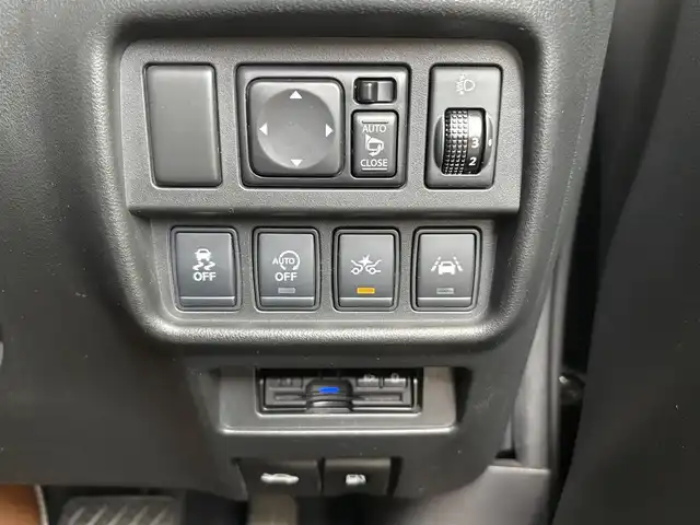 日産 ジューク 15RX Vセレクション 神奈川県 2019(平31)年 4.1万km 黒 メモリナビ/全方位モニター/フルセグテレビ/ETC