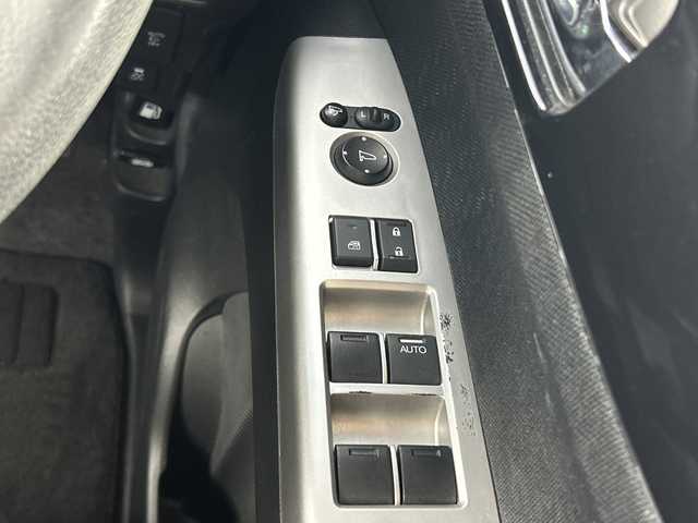 ホンダ Ｎ ＢＯＸ カスタム G ターボ Lパッケージ 愛知県 2015(平27)年 9.1万km プレミアムディープロッソパール 純正7インチＳＤナビ/（ＤＶＤ/ＣＤ/ワンセグ/Bluetooth/ＡＭ/ＦＭ）/バックカメラ/両側パワースライドドア/ハーフレザーシート/クルーズコントロール/スマートキー/キセノンライト/純正１５インチＡＷ/純正フロアマット/ＥＴＣ