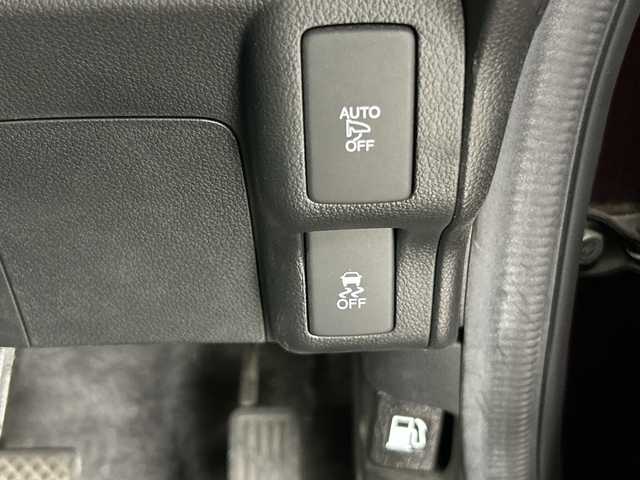 ホンダ Ｎ ＢＯＸ カスタム G ターボ Lパッケージ 愛知県 2015(平27)年 9.1万km プレミアムディープロッソパール 純正7インチＳＤナビ/（ＤＶＤ/ＣＤ/ワンセグ/Bluetooth/ＡＭ/ＦＭ）/バックカメラ/両側パワースライドドア/ハーフレザーシート/クルーズコントロール/スマートキー/キセノンライト/純正１５インチＡＷ/純正フロアマット/ＥＴＣ