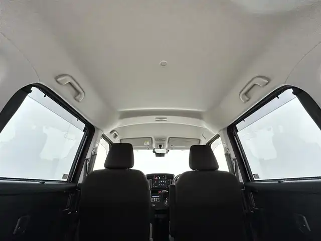 トヨタ ルーミー G 岡山県 2025(令7)年 0.1万km クールバイオレットクリスタルシャイン 純正9インチディスプレイオーディオ/【フルセグ/CarPlay/USB】/両側パワースライドドア/バックカメラ/純正フロアマット/オートライト/LEDヘッドライト/オートハイビーム/レーンキープアシスト/コーナーセンサー(前後)/踏み間違い防止装置/スペアキー/HDMI接続