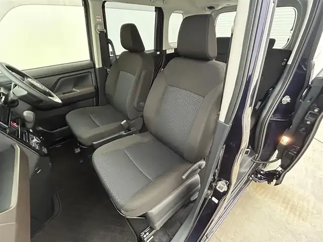 トヨタ ルーミー G 岡山県 2025(令7)年 0.1万km クールバイオレットクリスタルシャイン 純正9インチディスプレイオーディオ/【フルセグ/CarPlay/USB】/両側パワースライドドア/バックカメラ/純正フロアマット/オートライト/LEDヘッドライト/オートハイビーム/レーンキープアシスト/コーナーセンサー(前後)/踏み間違い防止装置/スペアキー/HDMI接続