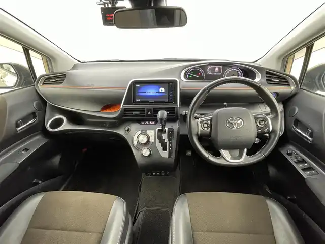 トヨタ シエンタ ハイブリッド G クエロ 熊本県 2020(令2)年 4.1万km ベージュ 禁煙車　/ワンオーナー/社外ナビMDV-S707W（CD・DVD・フルセグ・BT・SD・ipod）　/社外前後ドライブレコーダー（ZDRー０１５）　/バックカメラ　/クルーズコントロール/両側パワースライドドア　/ビルトインＥＴＣ　/前席シートヒーター　/ステアリングヒーター　/衝突軽減ブレーキ　/レーンキープアシスト　/レーンデェパーチャアラート/駐車時支援パーキングサポートシステム/先行車発進お知らせ機能/横滑り防止/前後クリアランスソナー/ハーフレザーシート/純正フロアマット/オートライト/LEDヘッドライト/オートマチックハイビーム/フォグランプ/スマートキー/プッシュスタート/スペアキー1本/保証書/取扱説明書