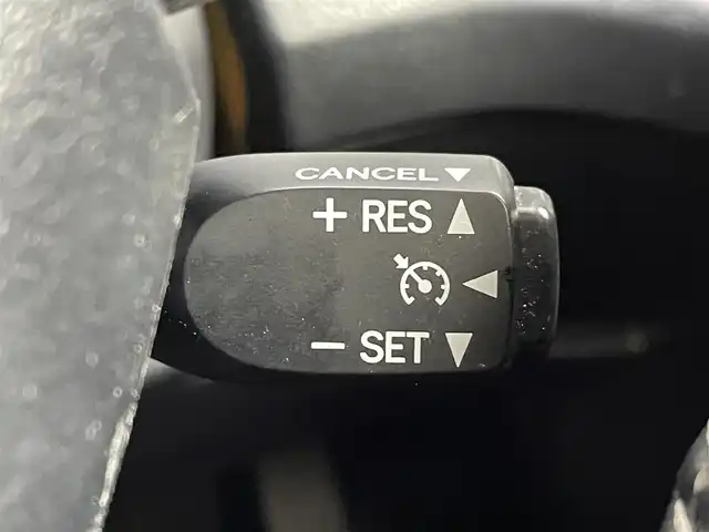 トヨタ シエンタ ハイブリッド G クエロ 熊本県 2020(令2)年 4.1万km ベージュ 禁煙車　/ワンオーナー/社外ナビMDV-S707W（CD・DVD・フルセグ・BT・SD・ipod）　/社外前後ドライブレコーダー（ZDRー０１５）　/バックカメラ　/クルーズコントロール/両側パワースライドドア　/ビルトインＥＴＣ　/前席シートヒーター　/ステアリングヒーター　/衝突軽減ブレーキ　/レーンキープアシスト　/レーンデェパーチャアラート/駐車時支援パーキングサポートシステム/先行車発進お知らせ機能/横滑り防止/前後クリアランスソナー/ハーフレザーシート/純正フロアマット/オートライト/LEDヘッドライト/オートマチックハイビーム/フォグランプ/スマートキー/プッシュスタート/スペアキー1本/保証書/取扱説明書