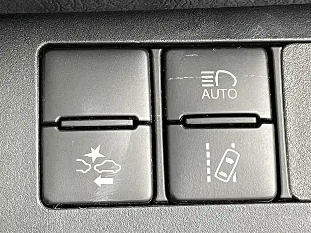 トヨタ シエンタ ハイブリッド G クエロ 熊本県 2020(令2)年 4.1万km ベージュ 禁煙車　/ワンオーナー/社外ナビMDV-S707W（CD・DVD・フルセグ・BT・SD・ipod）　/社外前後ドライブレコーダー（ZDRー０１５）　/バックカメラ　/クルーズコントロール/両側パワースライドドア　/ビルトインＥＴＣ　/前席シートヒーター　/ステアリングヒーター　/衝突軽減ブレーキ　/レーンキープアシスト　/レーンデェパーチャアラート/駐車時支援パーキングサポートシステム/先行車発進お知らせ機能/横滑り防止/前後クリアランスソナー/ハーフレザーシート/純正フロアマット/オートライト/LEDヘッドライト/オートマチックハイビーム/フォグランプ/スマートキー/プッシュスタート/スペアキー1本/保証書/取扱説明書