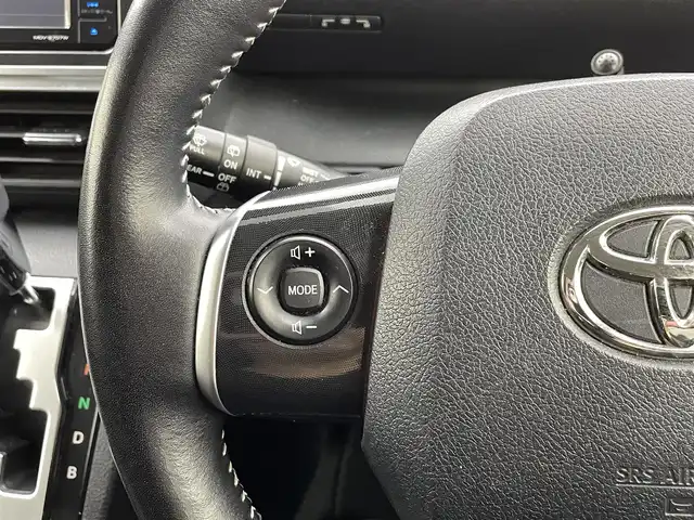 トヨタ シエンタ ハイブリッド G クエロ 熊本県 2020(令2)年 4.1万km ベージュ 禁煙車　/ワンオーナー/社外ナビMDV-S707W（CD・DVD・フルセグ・BT・SD・ipod）　/社外前後ドライブレコーダー（ZDRー０１５）　/バックカメラ　/クルーズコントロール/両側パワースライドドア　/ビルトインＥＴＣ　/前席シートヒーター　/ステアリングヒーター　/衝突軽減ブレーキ　/レーンキープアシスト　/レーンデェパーチャアラート/駐車時支援パーキングサポートシステム/先行車発進お知らせ機能/横滑り防止/前後クリアランスソナー/ハーフレザーシート/純正フロアマット/オートライト/LEDヘッドライト/オートマチックハイビーム/フォグランプ/スマートキー/プッシュスタート/スペアキー1本/保証書/取扱説明書