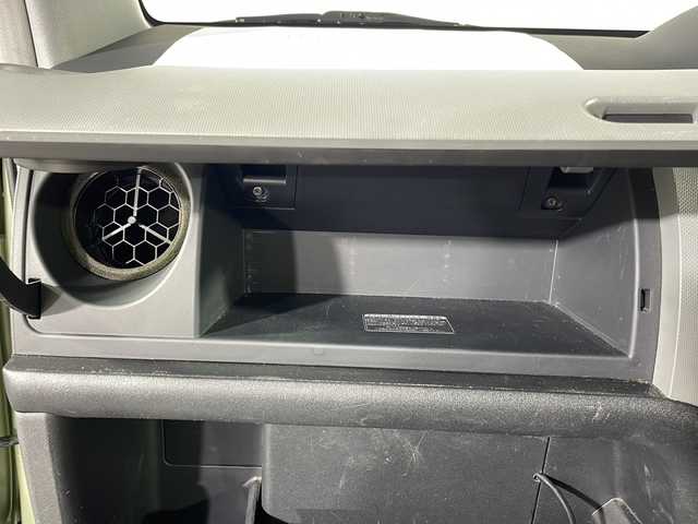 トヨタ シエンタ X LTD 沖縄県 2009(平21)年 8.6万km ライトグリーンメタリック 禁煙車　/７人乗り　/社外ディスプレイオーディオ/（ＢＴ，ＣＤ，ＵＳＢ，ＡｐｐｌｅＣａｒＰｌａｙ）　/バックカメラ　/片側パワースライドドア　/ドライブレコーダー　/ＥＴＣ/純正フロアマット　/電動格納ミラー　/ヘッドライトレベライザー