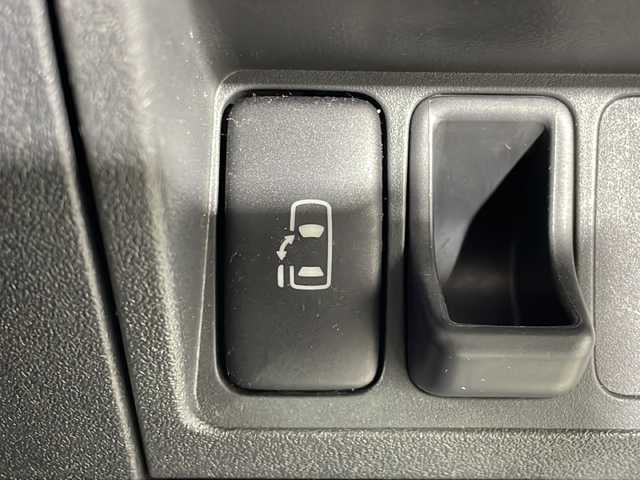 トヨタ シエンタ X LTD 沖縄県 2009(平21)年 8.6万km ライトグリーンメタリック 禁煙車　/７人乗り　/社外ディスプレイオーディオ/（ＢＴ，ＣＤ，ＵＳＢ，ＡｐｐｌｅＣａｒＰｌａｙ）　/バックカメラ　/片側パワースライドドア　/ドライブレコーダー　/ＥＴＣ/純正フロアマット　/電動格納ミラー　/ヘッドライトレベライザー