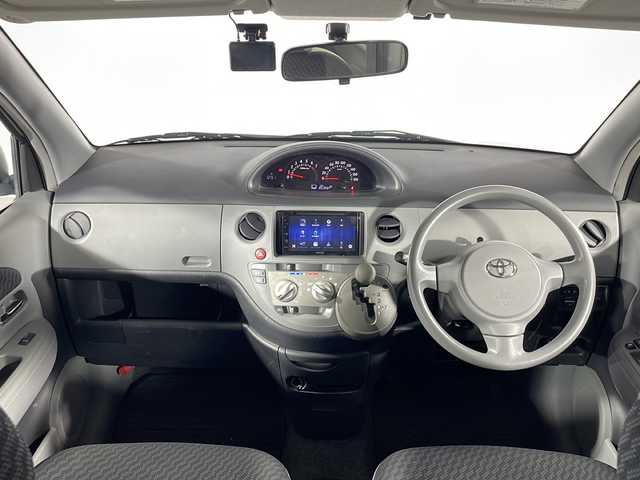 トヨタ シエンタ X LTD 沖縄県 2009(平21)年 8.6万km ライトグリーンメタリック 禁煙車　/７人乗り　/社外ディスプレイオーディオ/（ＢＴ，ＣＤ，ＵＳＢ，ＡｐｐｌｅＣａｒＰｌａｙ）　/バックカメラ　/片側パワースライドドア　/ドライブレコーダー　/ＥＴＣ/純正フロアマット　/電動格納ミラー　/ヘッドライトレベライザー