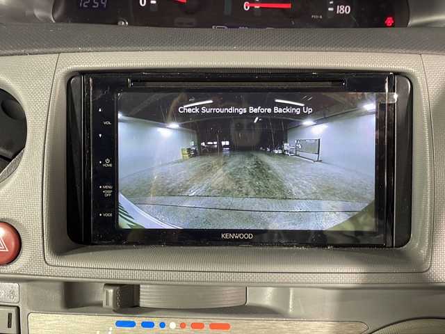 トヨタ シエンタ X LTD 沖縄県 2009(平21)年 8.6万km ライトグリーンメタリック 禁煙車　/７人乗り　/社外ディスプレイオーディオ/（ＢＴ，ＣＤ，ＵＳＢ，ＡｐｐｌｅＣａｒＰｌａｙ）　/バックカメラ　/片側パワースライドドア　/ドライブレコーダー　/ＥＴＣ/純正フロアマット　/電動格納ミラー　/ヘッドライトレベライザー