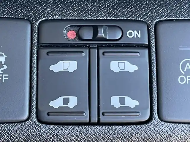 ホンダ ステップワゴン スパーダ Z クールスピリット 東京都 2014(平26)年 5.4万km プレミアムコスミックバイオレットパール 純正ナビ/バックカメラ/フルセグTV/ETC/前方ドライブレコーダー/横滑り防止装置/純正フロアマット/純正サイドバイザー/両側電動スライドドア/オートライト/パドルシフト/スマートキー