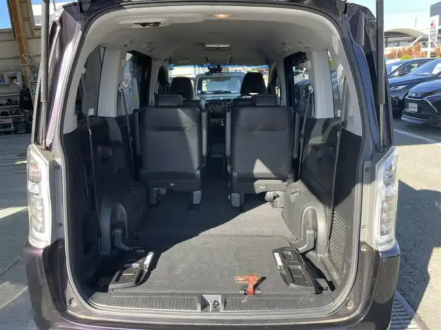 ホンダ ステップワゴン スパーダ Z クールスピリット 東京都 2014(平26)年 5.4万km プレミアムコスミックバイオレットパール 純正ナビ/バックカメラ/フルセグTV/ETC/前方ドライブレコーダー/横滑り防止装置/純正フロアマット/純正サイドバイザー/両側電動スライドドア/オートライト/パドルシフト/スマートキー