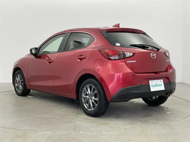 マツダ デミオ 13S ツーリング 富山県 2017(平29)年 4.6万km ソウルレッドプレミアムメタリック 純正ナビ/（AM/FM/CD/TV/DVD/BT)/フルセグテレビ/Bluetooth/レーダークルーズコントロール/リアパーキングセンサー/アイドリングストップ/前席シートヒーター/USB端子×2/AUX端子/純正フロアマット/プッシュスタート/スマートキー×2/オートライト/アダプティブLEDヘッドライト/車線逸脱警報システム/横滑り防止装置/ETC/ABS