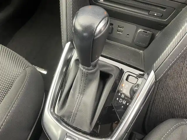 マツダ デミオ 13S ツーリング 富山県 2017(平29)年 4.6万km ソウルレッドプレミアムメタリック 純正ナビ/（AM/FM/CD/TV/DVD/BT)/フルセグテレビ/Bluetooth/レーダークルーズコントロール/リアパーキングセンサー/アイドリングストップ/前席シートヒーター/USB端子×2/AUX端子/純正フロアマット/プッシュスタート/スマートキー×2/オートライト/アダプティブLEDヘッドライト/車線逸脱警報システム/横滑り防止装置/ETC/ABS