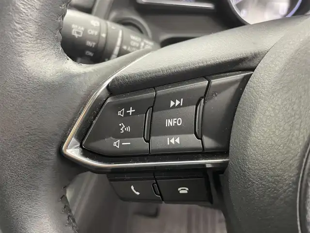 マツダ デミオ 13S ツーリング 富山県 2017(平29)年 4.6万km ソウルレッドプレミアムメタリック 純正ナビ/（AM/FM/CD/TV/DVD/BT)/フルセグテレビ/Bluetooth/レーダークルーズコントロール/リアパーキングセンサー/アイドリングストップ/前席シートヒーター/USB端子×2/AUX端子/純正フロアマット/プッシュスタート/スマートキー×2/オートライト/アダプティブLEDヘッドライト/車線逸脱警報システム/横滑り防止装置/ETC/ABS