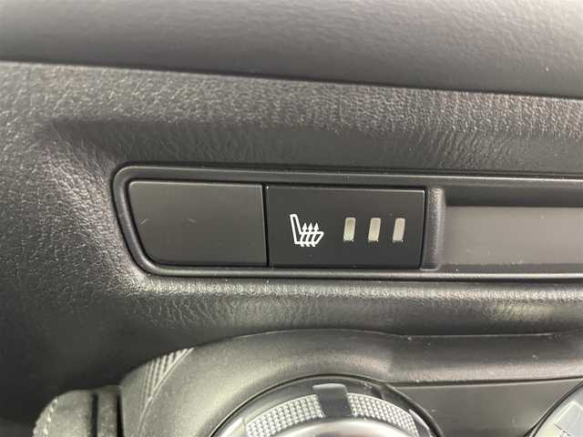 マツダ デミオ 13S ツーリング 富山県 2017(平29)年 4.6万km ソウルレッドプレミアムメタリック 純正ナビ/（AM/FM/CD/TV/DVD/BT)/フルセグテレビ/Bluetooth/レーダークルーズコントロール/リアパーキングセンサー/アイドリングストップ/前席シートヒーター/USB端子×2/AUX端子/純正フロアマット/プッシュスタート/スマートキー×2/オートライト/アダプティブLEDヘッドライト/車線逸脱警報システム/横滑り防止装置/ETC/ABS