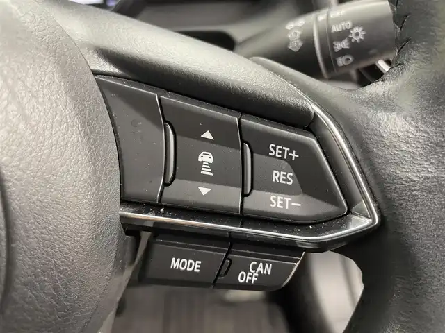 マツダ デミオ 13S ツーリング 富山県 2017(平29)年 4.6万km ソウルレッドプレミアムメタリック 純正ナビ/（AM/FM/CD/TV/DVD/BT)/フルセグテレビ/Bluetooth/レーダークルーズコントロール/リアパーキングセンサー/アイドリングストップ/前席シートヒーター/USB端子×2/AUX端子/純正フロアマット/プッシュスタート/スマートキー×2/オートライト/アダプティブLEDヘッドライト/車線逸脱警報システム/横滑り防止装置/ETC/ABS