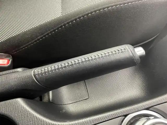 マツダ デミオ 13S ツーリング 富山県 2017(平29)年 4.6万km ソウルレッドプレミアムメタリック 純正ナビ/（AM/FM/CD/TV/DVD/BT)/フルセグテレビ/Bluetooth/レーダークルーズコントロール/リアパーキングセンサー/アイドリングストップ/前席シートヒーター/USB端子×2/AUX端子/純正フロアマット/プッシュスタート/スマートキー×2/オートライト/アダプティブLEDヘッドライト/車線逸脱警報システム/横滑り防止装置/ETC/ABS