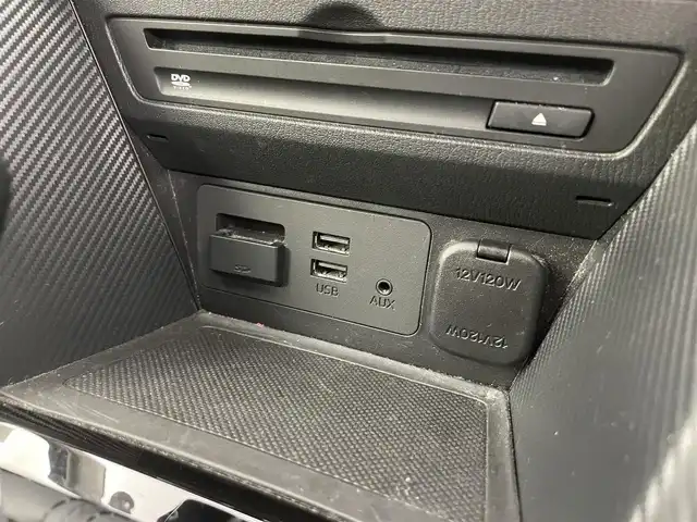 マツダ デミオ 13S ツーリング 富山県 2017(平29)年 4.6万km ソウルレッドプレミアムメタリック 純正ナビ/（AM/FM/CD/TV/DVD/BT)/フルセグテレビ/Bluetooth/レーダークルーズコントロール/リアパーキングセンサー/アイドリングストップ/前席シートヒーター/USB端子×2/AUX端子/純正フロアマット/プッシュスタート/スマートキー×2/オートライト/アダプティブLEDヘッドライト/車線逸脱警報システム/横滑り防止装置/ETC/ABS