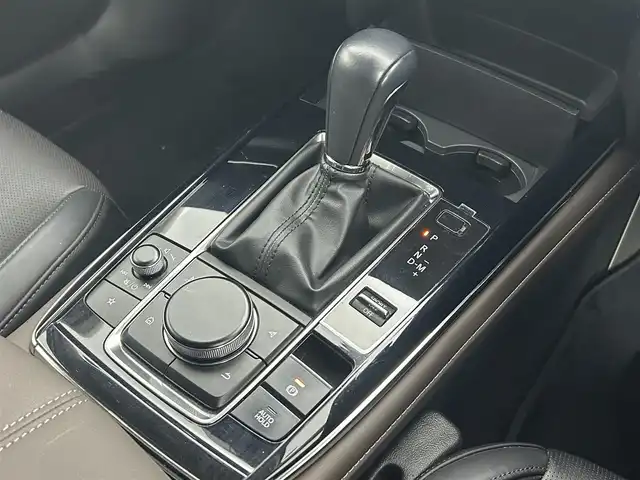 マツダ ＣＸ－３０ 20S Lパッケージ 熊本県 2021(令3)年 4.4万km スノーフレイクホワイトパールマイカ 禁煙車　/ワンオーナー　/ＢＯＳＥサウンド　/純正ナビ（ＣＤ・ＤＶＤ・フルセグ・ＢＴ・ＳＤ・ＵＳＢ・HDMI）/アラウンドビューモニター　/前方ドライブレコーダー　/アダブティブクルーズコントロール/ＥＴＣ　/衝突軽減ブレーキ/レーンキープアシスト/横滑り防止/ブラインドスポットモニター/前後クリアランスソナー　/前席シートヒーター/ステアリングヒーター/運転席パワーシート/シートメモリー/ヘッドアップディスプレイ/パワーバックドア/ハーフレザーシート/純正フロアマット/純正１８インチAW/オートライト/オートマチックハイビーム/LEDヘッドライト/スマートキー/プッシュスタート/スペアキー1本/保証書/取扱説明書