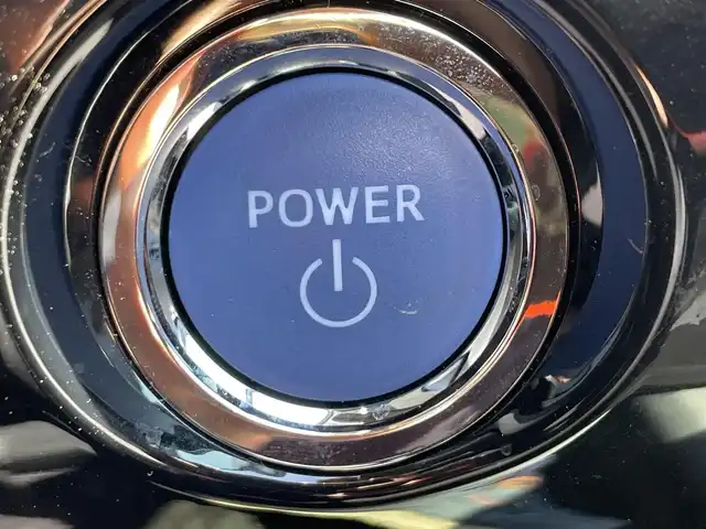 トヨタ プリウス ＰＨＶ S セーフティパッケージ 滋賀県 2022(令4)年 1.4万km アティチュードブラックマイカ ワンオーナー/純正ナビ/・Bluetooth/・カープレイ/ETC2.0/前後ドラレコ/LEDヘッドライト/オートハイビーム/フォグ/革ステアリングリモコン/レーダークルーズコントロール/セーフティーセンス/パノラミックビューモニター/オートリトラミラー/ブラインドスポット/100V充電/USB/充電ケーブル