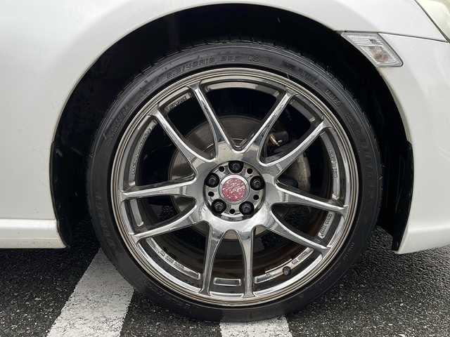 トヨタ ８６ GT リミテッド 山形県 2013(平25)年 14.6万km サテンホワイトパール 禁煙車/ワンオーナー/６MT/純正ナビ(AM.FM.CD.DVD.Bluetooth.TV)/シートヒーター【D/N席】/ハーフレザー/純正フロアマット/エンジンスタートボタン/スペアキー1本/横滑り防止装置/純正AW17インチスタッドレスタイヤ積込