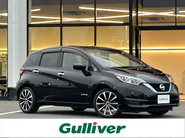 日産 ノート e－パワー X 栃木県 2017(平29)年 4万km スーパーブラック エマージェンシーブレーキ/社外メモリナビ/フルセグTV/DVD/Bluetooth/アラウンドビューモニター/インテリジェントルームミラー/レーダークルーズコントロール/車線逸脱警報/ETC/ドライブレコーダー/オートライト/スマートキー/プッシュスタート/純正フロアマット/社外17インチAW/ステアリングリモコン