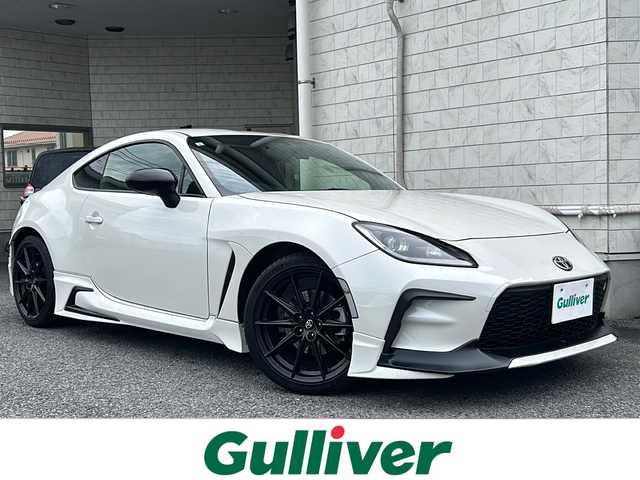 トヨタ ＧＲ８６ RZ 神奈川県 2023(令5)年 0.4万km クリスタルホワイトパール 6速MT/GRエアロ/バックカメラ/ETC/pioneerディスプレイオーディオ/前ドライブレコーダー/ハーフレザーシート/前席シートヒーター/クルーズコントロール/衝突軽減ブレーキ/コーナーセンサー/純正18インチAW/純正フロアマット/LEDライト/横滑り防止装置/BSD/SRH/オートライト/プッシュスタート/スマートキー/保証書/取扱説明書