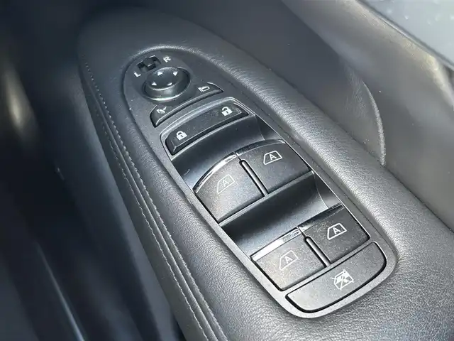 日産 フーガ 250GT 福島県 2015(平27)年 6.7万km 茶Ｍ カラー番号【CAN】プレミアムブラウンメタリック/純正ナビ/(CD/DVD/Bluetooth/フルセグTV)/アラウンドビューモニター/OP　本革パッケージ/ブラック革シート/前席シートヒーター/エアシート/OP　BOSEサラウンドサウンドシステム/全方位運転支援システム/エマージェンシーブレーキ/ディスタンスコントロールアシスト/インテリジェントクルーズコントロール/LEDオートライト/アクティブAFS/LEDフロントフォグ/ビルトインETC/インテリジェントキー/エンジンプッシュスタート/前席パワーシート/パワーオットマン(助手席)/純正フロアマット/保証書/取説/スペアキー/ドライブレコーダー