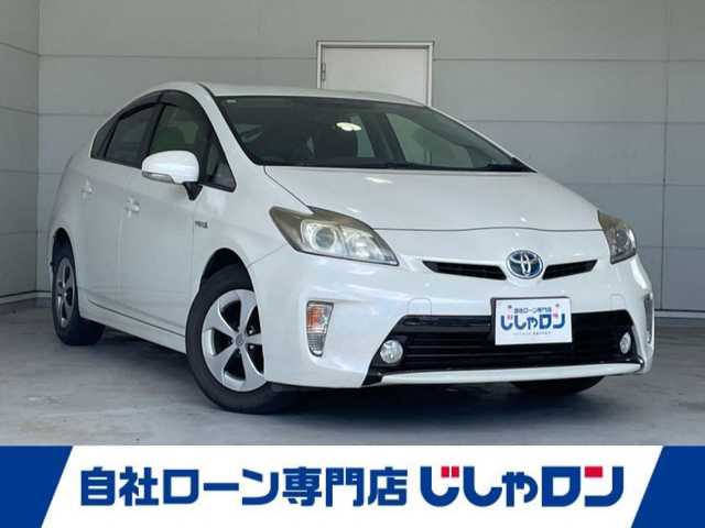 トヨタ プリウス S 沖縄県 2012(平24)年 7.8万km ホワイトパールクリスタルシャイン (株)IDOMが運営する【じしゃロンコザ店】の自社ローン専用車両になりますこちらは現金またはオートローンご利用時の価格です。自社ローンご希望の方は別途その旨お申付け下さい/・本土仕入/・スマートキー/・プッシュスタート/・ETC/・純正アルミホイール/・純正フロアマット/・オートライト