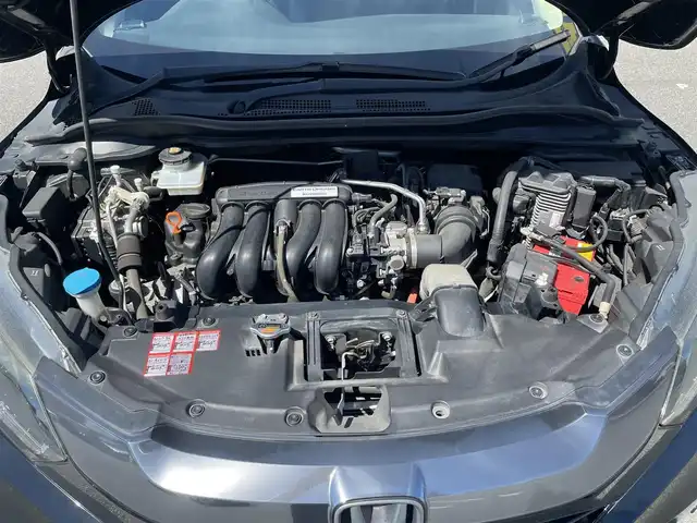ホンダ ヴェゼル ハイブリッド Z 佐賀県 2014(平26)年 12.1万km クリスタルブラックパール （株)IDOMが運営する【じしゃロン佐賀店】の自社ローン専用車両になります。/こちらは現金またはオートローンご利用時の価格です。自社ローンご希望の方は別途その旨お申付け下さい/禁煙車　/純正ナビ/ＴＶ　/バックカメラ　　/後席モニター　/純正１７インチアルミ