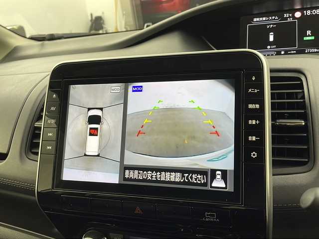 日産 セレナ ハイウェイスター V 兵庫県 2020(令2)年 2.8万km ブリリアントホワイトパール 2トーン ・純正10インチナビ＆フルセグ＆BT＆DVD＆BD/・アラウンドビューモニター/・純正フリップダウンモニター/・エマージェンシーブレーキ/・車線逸脱警報/・車線逸脱防止支援/・ブラインドスポットモニター/・踏み間違い衝突防止アシスト/・標識検知機能/・クリアランスソナー/・オートマチックハイビーム/・前後コーナーセンサー/・両側パワースライドドア/・左側ハンズフリーパワースライドドア/・社外18インチアルミホイール/・ローダウン/・エンジンスターター/・前方ドライブレコーダー/・クルーズコントロール/・アイドリングストップ/・スマートキー/・プッシュスタート/・LEDヘッドライト/・LEDフォグ/・オートライト/・電動パーキングブレーキ/・ブレーキホールド/・純正フロアマット