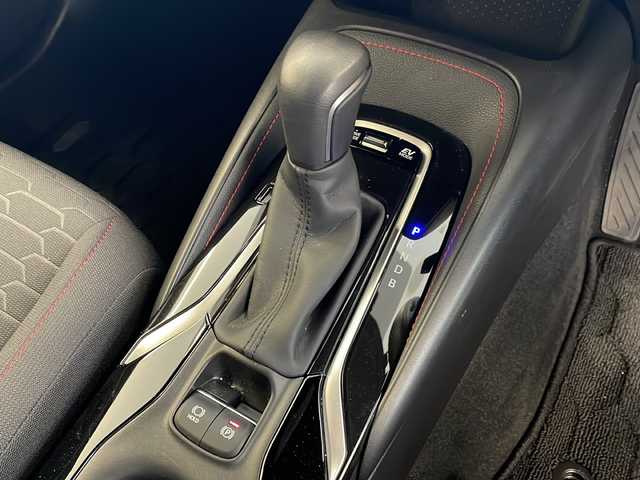トヨタ カローラ スポーツ ハイブリッドG Z 岐阜県 2018(平30)年 1.8万km ホワイトパールクリスタルシャイン 純正ナビゲーション/バックモニター/Bluetooth・/フルセグ視聴/トヨタセーフティセンス/レーダークルーズコントロール/ブラインドスポットモニター/ヘッドアップディスプレイ/純正ドライブレコーダー/ETC2.0/LEDヘッドライト/オートハイビーム/ヘッドライトレベライザー/オートライト/プッシュスタート/スマートキー/スペアキー/クリアランスソナー