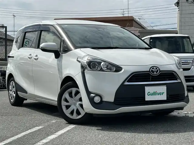 トヨタ シエンタ G 奈良県 2016(平28)年 3.2万km ホワイトパールクリスタルシャイン 1オーナー/両側パワスラ/純正ディーラーナビ(NSZT-W64)/BT/TV/DS/USB//衝突軽減システム/レーンキープアシスト/横滑り防止装置/バックカメラ/ETC/シートヒーター/アイドリングストップ/三列シート/オートLEDライト/保証書・取説・スペアキー付