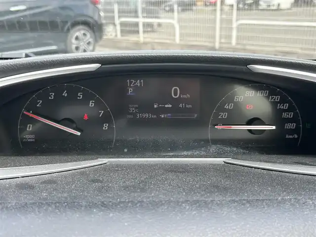 トヨタ シエンタ G 奈良県 2016(平28)年 3.2万km ホワイトパールクリスタルシャイン 1オーナー/両側パワスラ/純正ディーラーナビ(NSZT-W64)/BT/TV/DS/USB//衝突軽減システム/レーンキープアシスト/横滑り防止装置/バックカメラ/ETC/シートヒーター/アイドリングストップ/三列シート/オートLEDライト/保証書・取説・スペアキー付