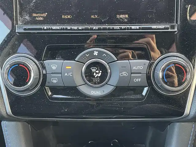 スバル レヴォーグ 1．6GT－S アイサイト 滋賀県 2016(平28)年 7.4万km スティールブルーグレーM 純正メモリナビ/・AM/FM/・CD/DVD/・SD/USB/・Bluetooth/・フルセグTV/バックカメラ/左サイドカメラ/ステアリングスイッチ/革巻きステアリング/パドルシフト/前方ドライブレコーダー/ETC/前席パワーシート/衝突軽減ブレーキ/レーンキープアシスト/リアビークルディテクション/先行車発進お知らせ/アダプティブクルーズコントロール/オートマチックヘッドライト/LEDヘッドライト/フォグランプ/オートハイビーム/ヒルスタートアシスト/電動格納ミラー/スタッドレスタイヤ積込