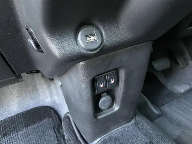 スズキ ハスラー Jスタイル 群馬県 2022(令4)年 3.1万km シフォンアイボリーメタリック/ガンメタリック2トーン ワンオーナー/純正ナビ/フルセグ/全方位カメラ/LEDヘッドライト/スマートキー×2/プッシュスタート/衝突軽減ブレーキ/レーンキープアシスト/前席シートヒーター/ビルトインETC/保証書・取説